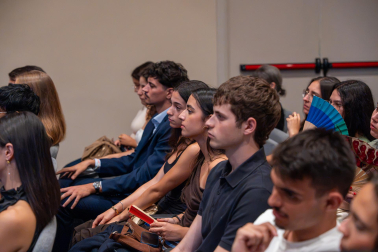 Fotos del acto de bienvenida a los participantes en los Cursos Europeos de Verano 2026