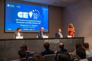 Fotos del acto de bienvenida a los participantes en los Cursos Europeos de Verano 2026