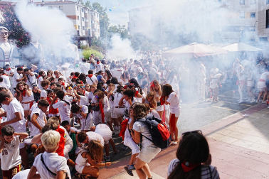 Varios heridos en el chupinazo de Noáin después de que tres cohetes cayesen a la plaza donde se congregaba la multitud
