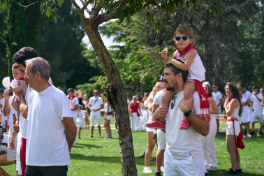 Fotos del cohete de fiestas de Zizur Mayor