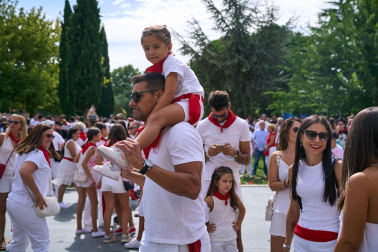 Fotos del cohete de fiestas de Zizur Mayor