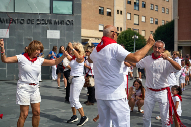 Fotos del cohete de fiestas de Zizur Mayor