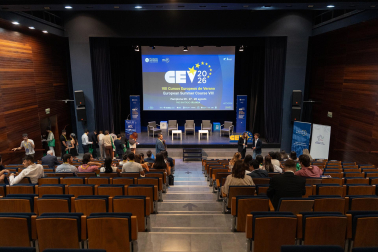 Fotos del primer día de los Cursos Europeos de Verano 2026
