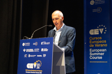 Fotos del primer día de los Cursos Europeos de Verano 2026