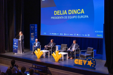 Fotos del primer día de los Cursos Europeos de Verano 2026