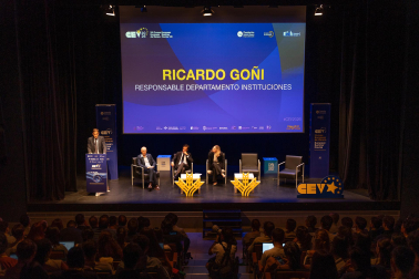 Fotos del primer día de los Cursos Europeos de Verano 2026
