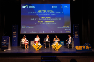 Fotos del primer día de los Cursos Europeos de Verano 2026