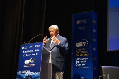 Fotos del primer día de los Cursos Europeos de Verano 2026