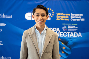 Fotos del primer día de los Cursos Europeos de Verano 2026