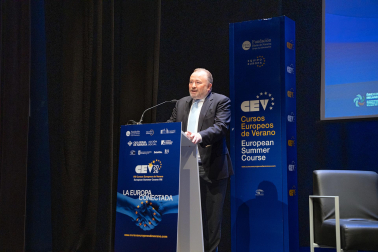 Fotos del primer día de los Cursos Europeos de Verano 2026