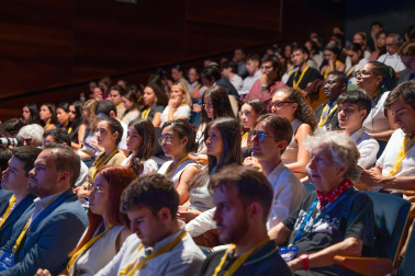 Fotos del primer día de los Cursos Europeos de Verano 2026