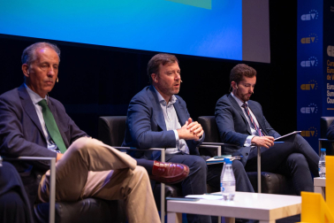Fotos del primer día de los Cursos Europeos de Verano 2026