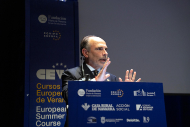 Fotos del primer día de los Cursos Europeos de Verano 2026