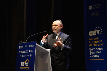 Fotos del primer día de los Cursos Europeos de Verano 2026