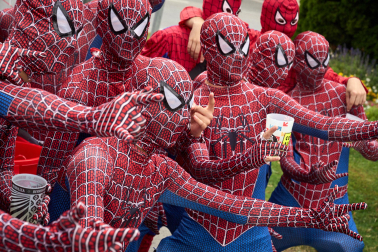 Foto del desfile de carrozas durante las fiestas de Noáin 2026