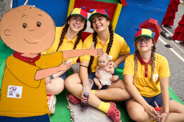Foto del desfile de carrozas durante las fiestas de Noáin 2026