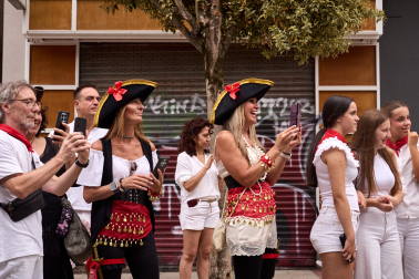 Foto del desfile de carrozas durante las fiestas de Noáin 2026