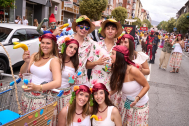 Foto del desfile de carrozas durante las fiestas de Noáin 2026
