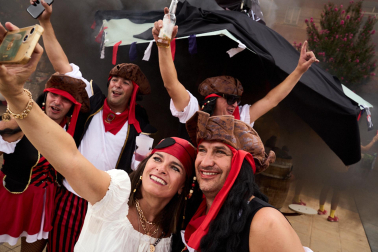 Foto del desfile de carrozas durante las fiestas de Noáin 2026