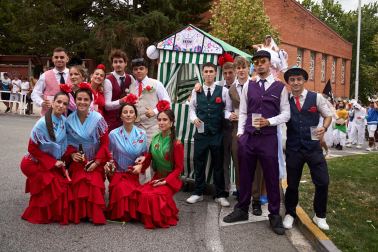 Foto del desfile de carrozas durante las fiestas de Noáin 2026