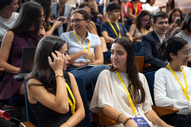 Fotos de la segunda jornada de los Cursos Europeos de Verano 2026