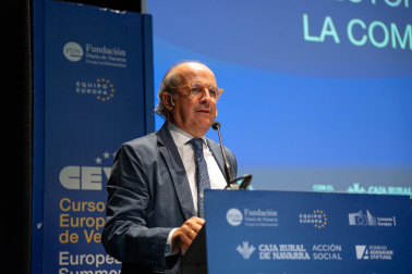 Fotos de la segunda jornada de los Cursos Europeos de Verano 2026
