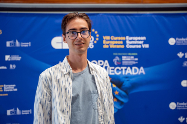 Fotos de la segunda jornada de los Cursos Europeos de Verano 2026