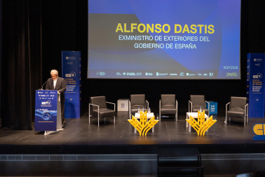 Fotos de la segunda jornada de los Cursos Europeos de Verano 2026