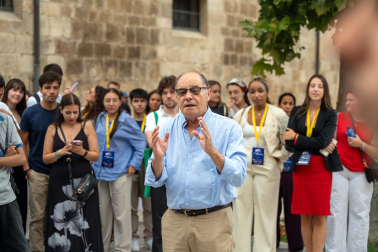 Fotos de la segunda jornada de los Cursos Europeos de Verano 2026.