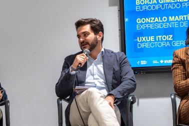 Fotos de la segunda jornada de los Cursos Europeos de Verano 2026.