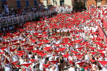 Fotos del cohete de fiestas de Ablitas 2026