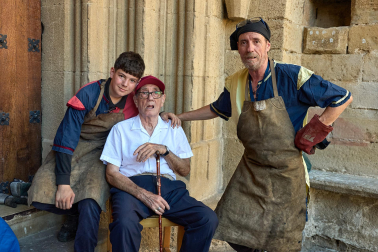 Fotos del inicio de las fiestas medievales en Artajona