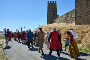 Fotos del inicio de las fiestas medievales en Artajona