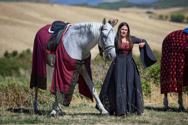 Fotos del inicio de las fiestas medievales en Artajona