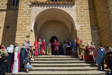 Fotos del inicio de las fiestas medievales en Artajona