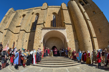 Fotos del inicio de las fiestas medievales en Artajona