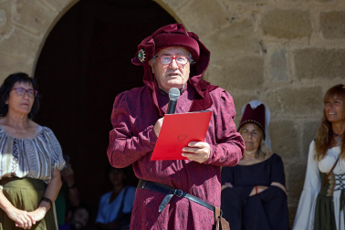 Fotos del inicio de las fiestas medievales en Artajona