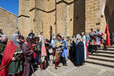Fotos del inicio de las fiestas medievales en Artajona
