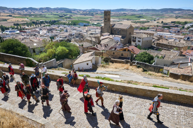 Fotos del inicio de las fiestas medievales en Artajona