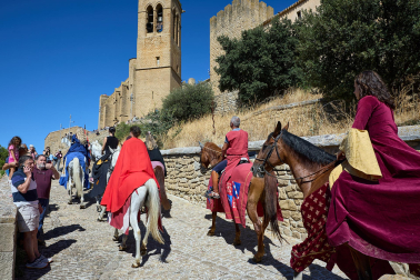 Fotos del inicio de las fiestas medievales en Artajona