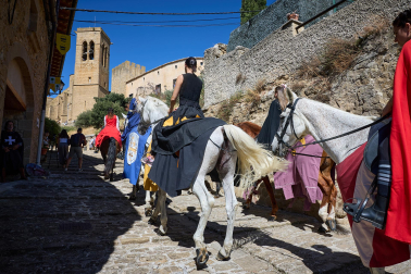 Fotos del inicio de las fiestas medievales en Artajona