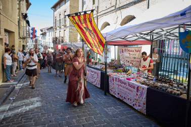 Fotos del inicio de las fiestas medievales en Artajona