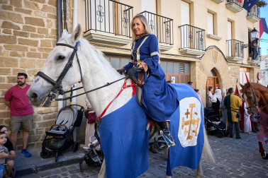 Fotos del inicio de las fiestas medievales en Artajona