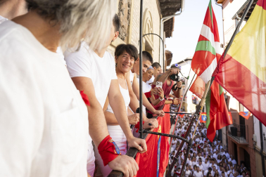 Fotos del cohete de fiestas de Lumbier 2026