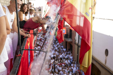 Fotos del cohete de fiestas de Lumbier 2026