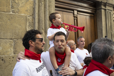 Fotos del cohete de fiestas de Lumbier 2026