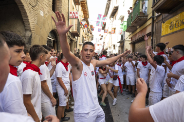 Fotos del cohete de fiestas de Lumbier 2026