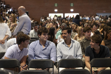 Fotos de la jornada de bienvenida al nuevo curso escolar en la Universidad de Navarra