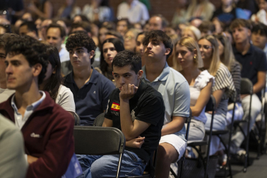 Fotos de la jornada de bienvenida al nuevo curso escolar en la Universidad de Navarra