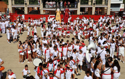 Fotos del cohete de fiestas de Caparroso 2026